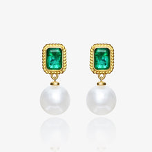 Dorra Jolla 925 Sterling Silver Created Emerald Pearl Earrings